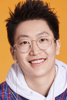 Zeyuan Guan