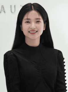 Tae-Ri Kim