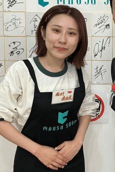 Yuina Umemura